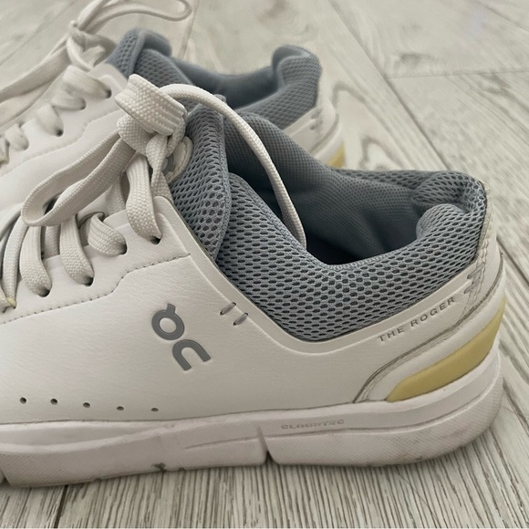 On Cloud Women’s Shoes The Roger Advantage . White/Rose. Size US6 - Picture 9 of 11